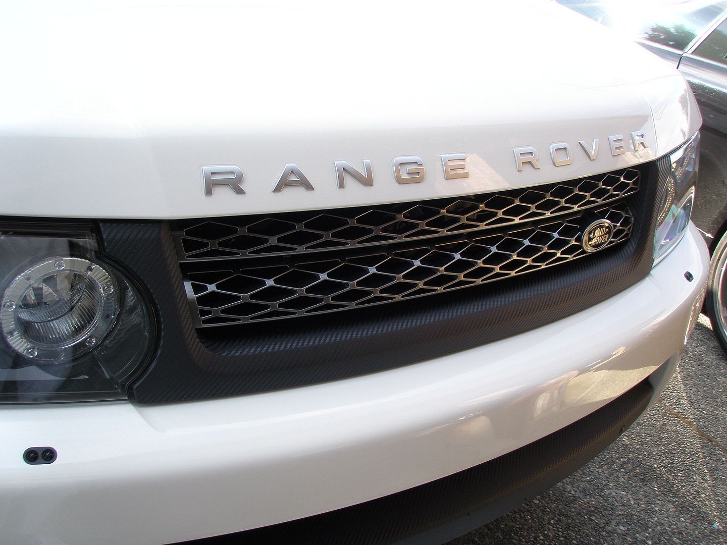 2010 range rover carbon fiber wrapped grill 3m dinoc Land Rover Forums Land Rover and Range